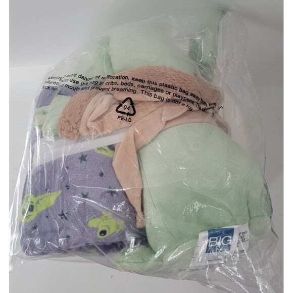 The Big One Disney's The Mandalorian Grogu Buddy Throw Blanket NWT - Picture 4 of 4